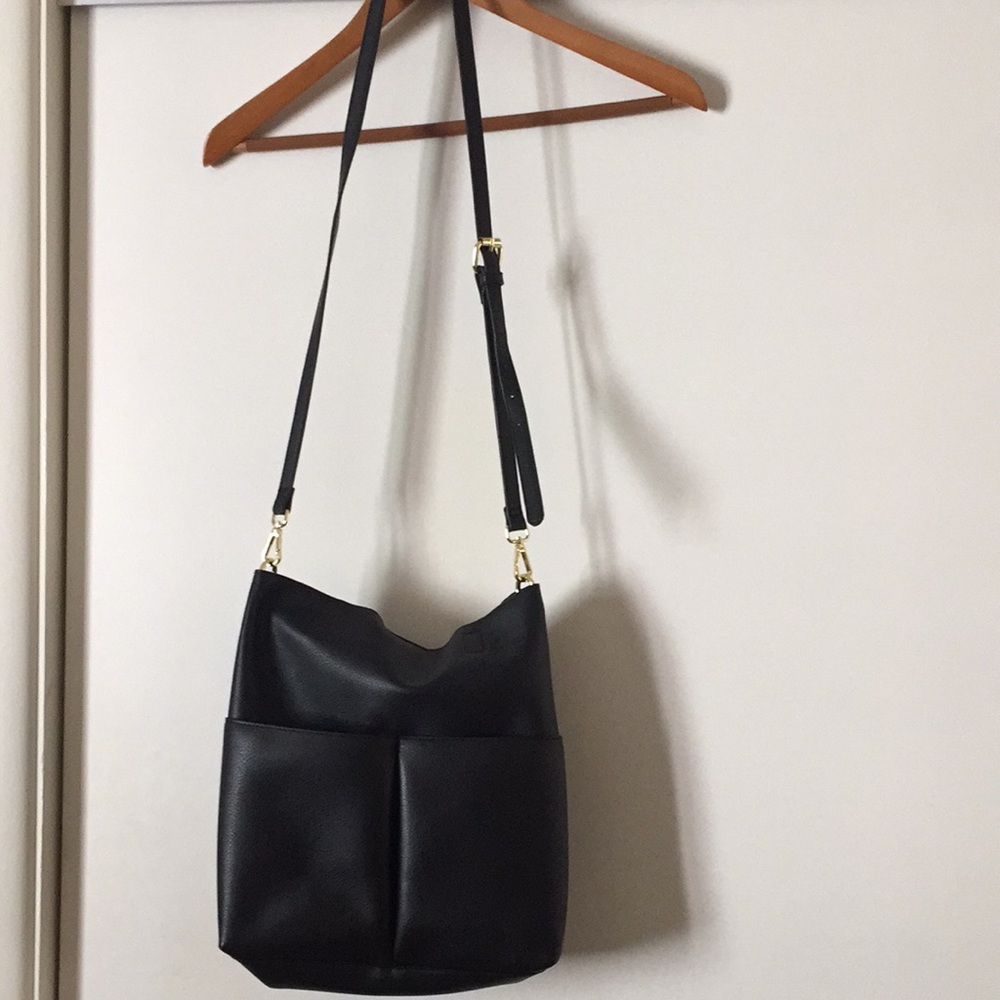 Faux Pebble Leather Crossbody/Shoulder Bag